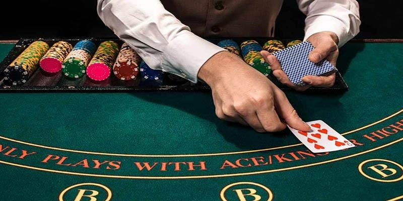 Giới thiệu thông tin tổng quan về Dealer Xịn 77WIN